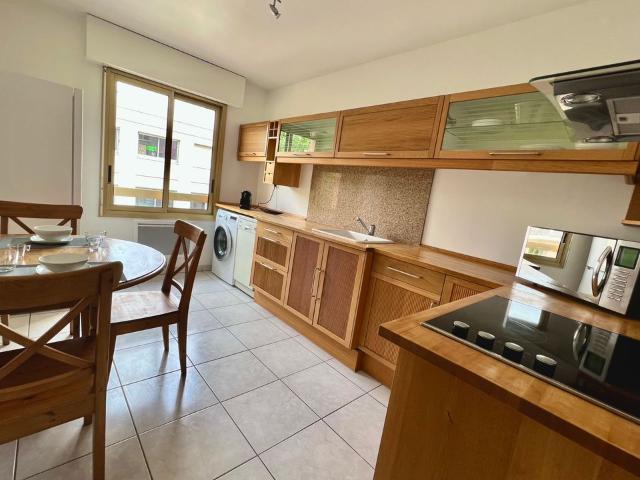 Appartement 3 pièces, 74 m² à louer à Lyon 3 69003