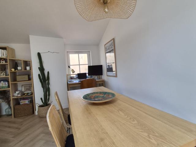 Appartement 3 pièces, 74 m² à louer à Marseille 2 13002