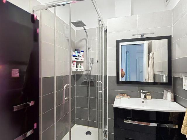 Appartement 3 pièces, 74 m² à louer à Marseille 4 13004