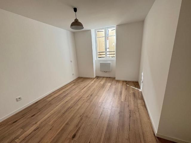 Appartement 3 pièces, 74 m² à louer à Mazamet 81200