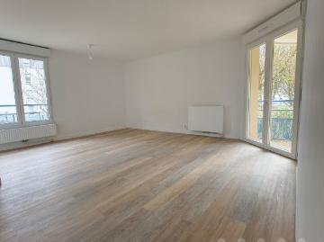 Appartement 3 pièces, 74 m² à louer à Poitiers 86000