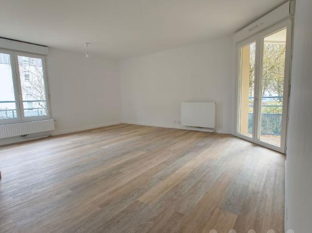 Appartement 3 pièces, 74 m² à louer à Poitiers 86000