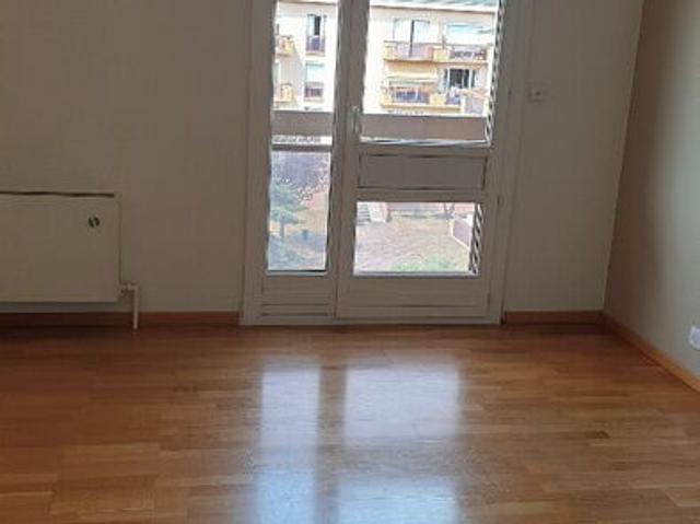 Appartement 3 pièces, 74 m² à louer à Rodez 12000