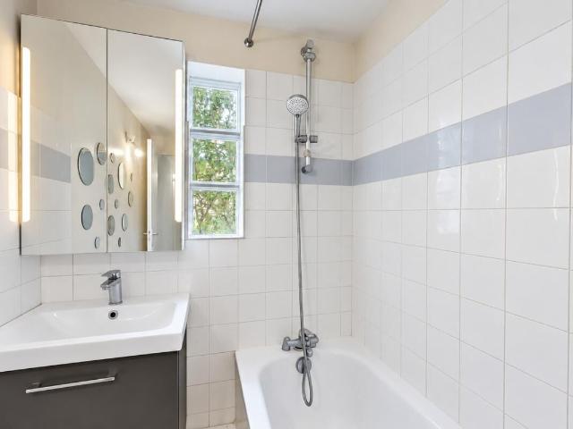 10 rue Jean Renoir Lyon 69003 T3 Non meublé 1240 €CC