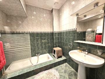 Appartement 3 pièces, 75 m² à louer à Nice 06000