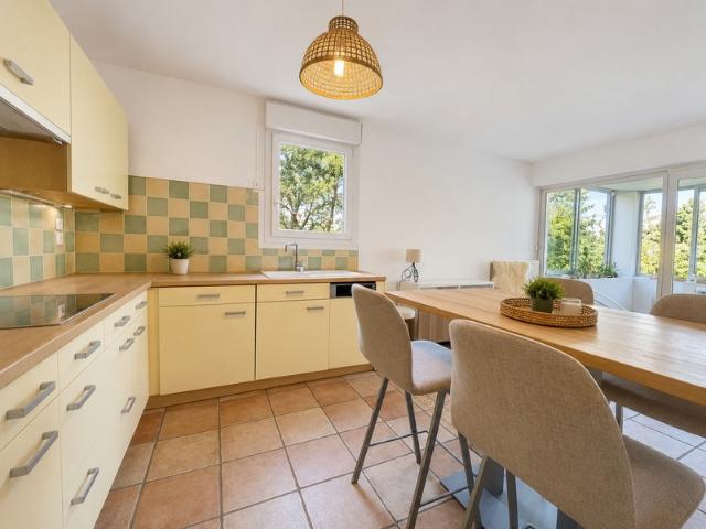 Appartement 3 pièces 75 m² 2 Chambres Cave Parking Tram Ligne 5 Parc Montcalm