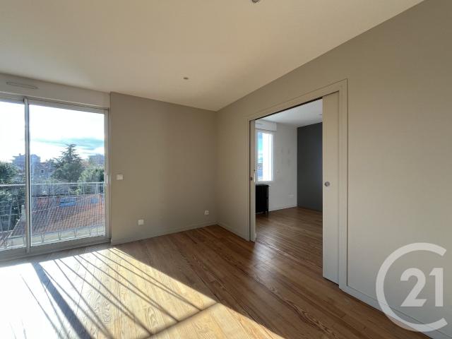 Appartement 4 pièces 75 m²