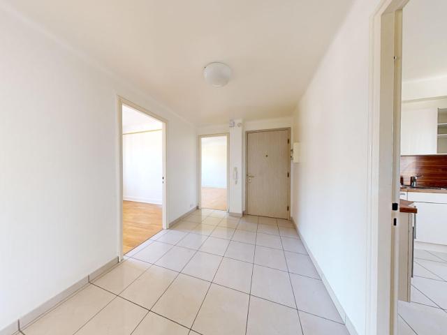 Appartement 3 pièces au calme, au Bâtiment Annulaire, proche gare et tramway