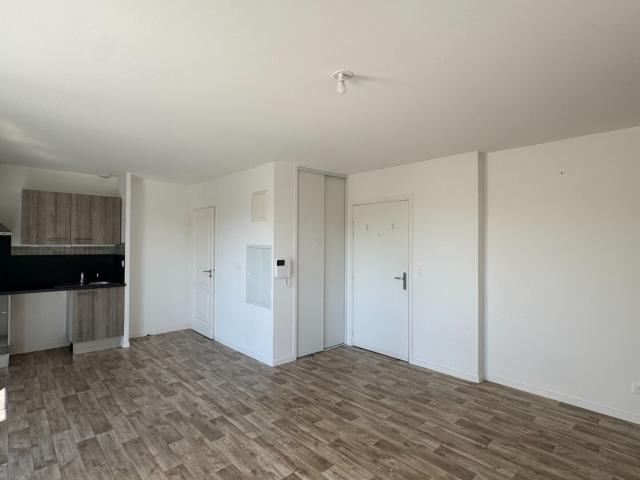 Appartement 3 pièces, 76 m² à louer à Tours 37200