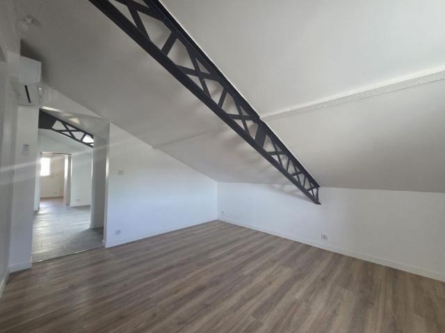 Appartement 3 pièces, 76 m² à louer à Rueil Malmaison 92500
