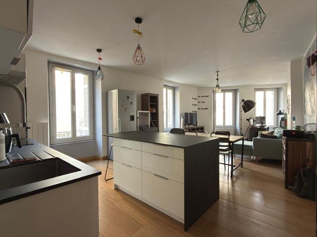 Appartement 3 pièces 76 m²