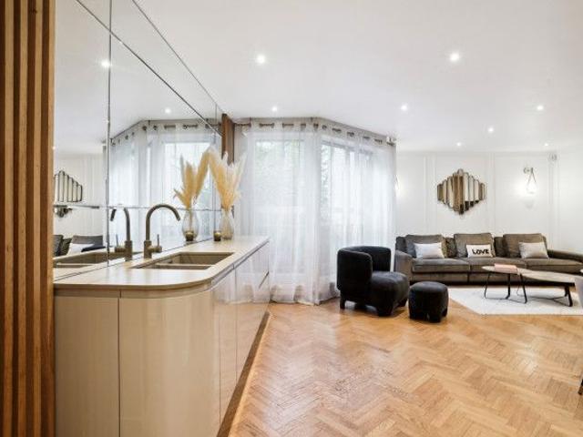 Appartement 3 pièces, 78 m² à louer à Courbevoie 92400