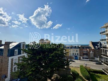 Rue du Calvaire Saint-Malo, Rothéneuf, Manche