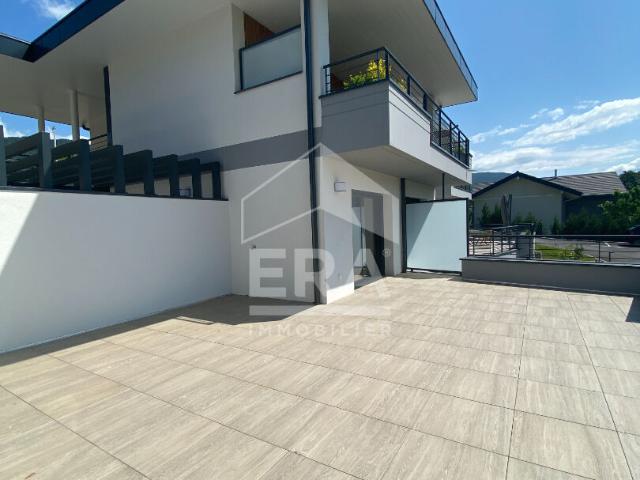 Appartement 3 pièces, 79 m² à louer à Villaz 74370