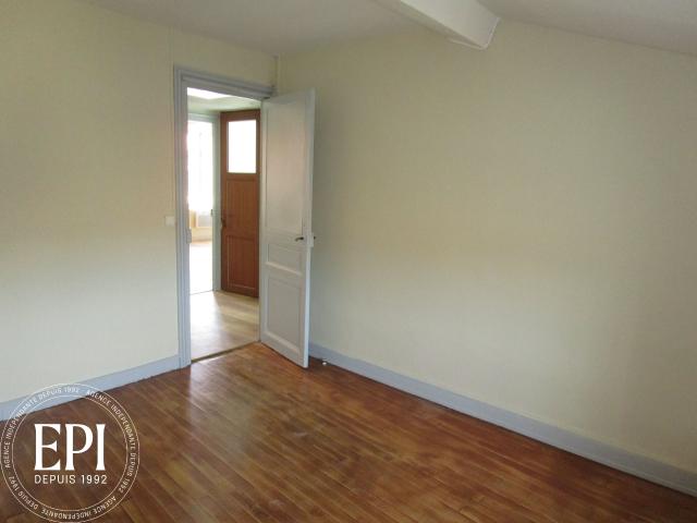 Appartement 3 pièces, 79 m² à louer à Carcassonne 11000