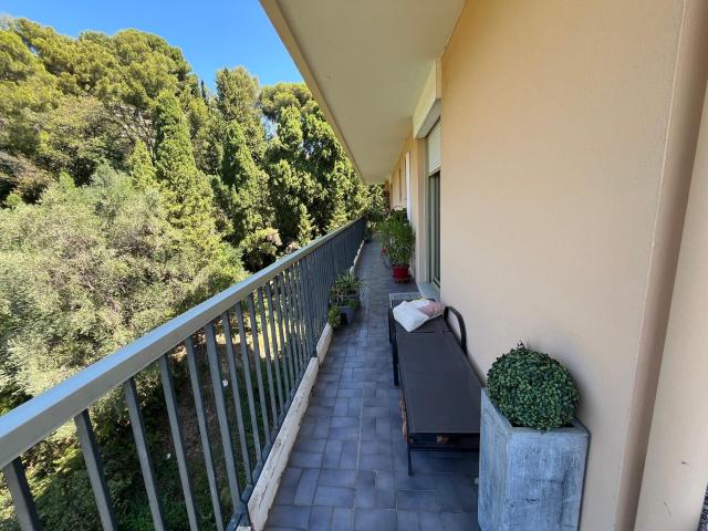 Appartement 3 pièces, 79 m² à louer à Nice 06200