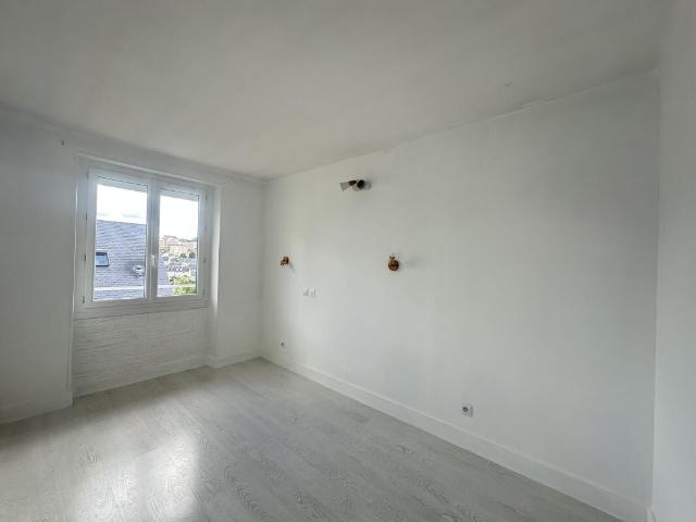 Appartement 3 pièces, 79 m² à louer à Rodez 12000