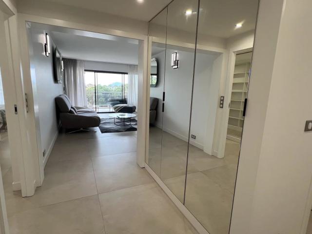 Appartement 3 pièces, 83 m² à louer à Cannes 06400