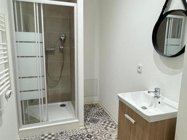 Appartement 3 pièces, 83 m² à louer à Mazamet 81200