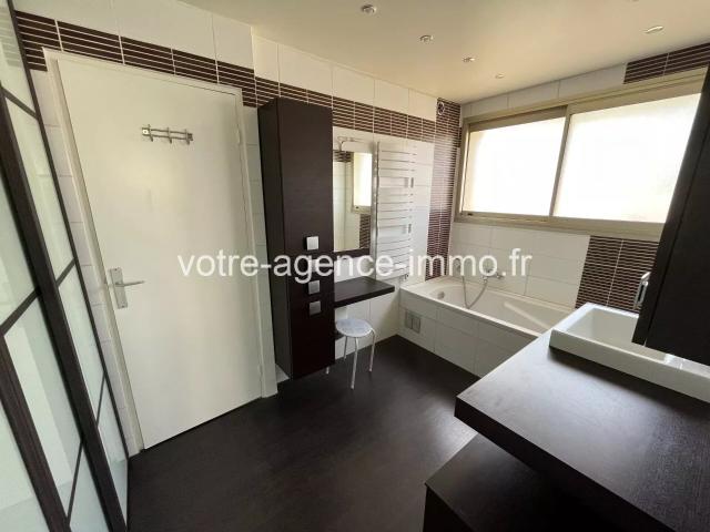 Appartement 3 pièces, 83 m² à louer à Nice 06000