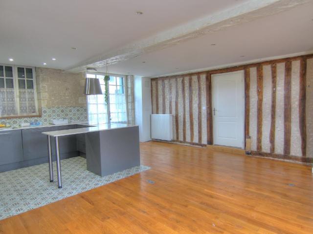Appartement 3 pièces 83 m²