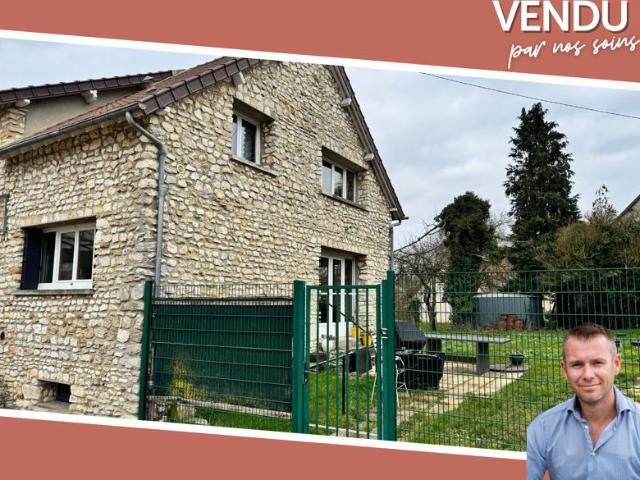 Appartement 3 pièces 80 m2 + 3 places de parking + sous sol