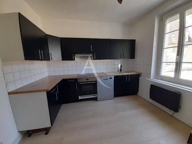 Appartement 3 pièces, 80 m² à louer à Gisors 27140