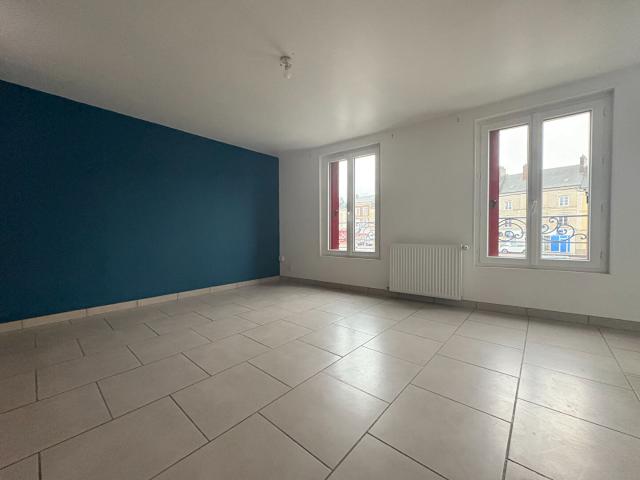 Appartement 3 pièces, 80 m² à louer à Le Neubourg 27110