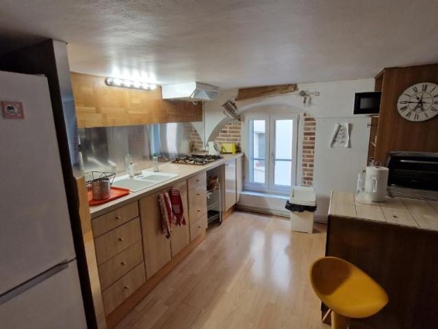 Appartement 3 pièces, 80 m² à louer à Lyon 2 69002