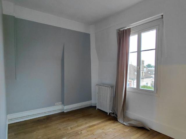 Appartement 3 pièces, 80 m² à louer à Senlis 60300