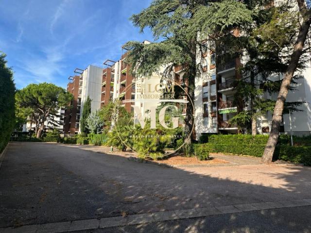 Appartement 3 pièces 81 m²