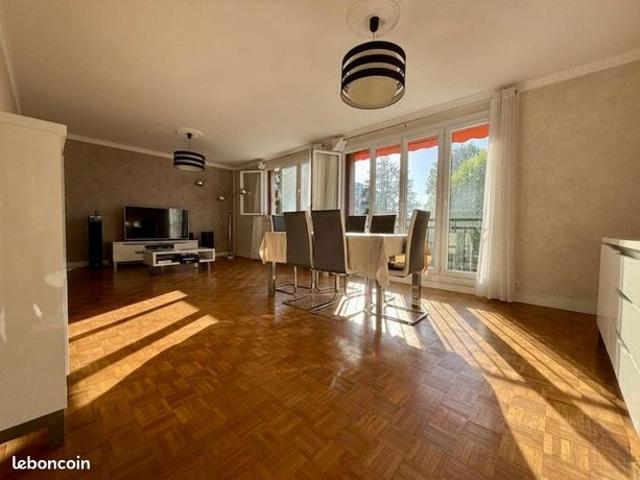 Appartement 3 pièces 81 m²