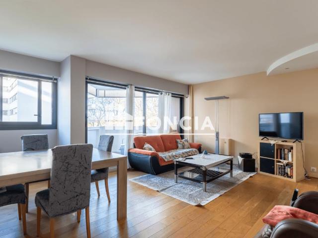 Appartement 3 pièces 81 m²