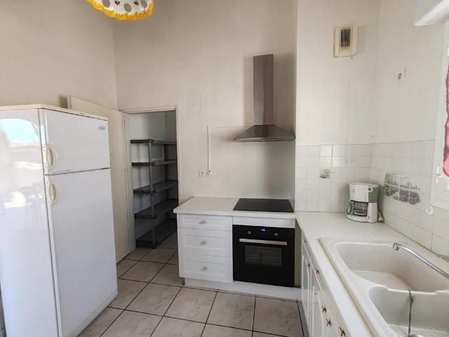 Appartement 3 pièces, 82 m² à louer à Agde 34300