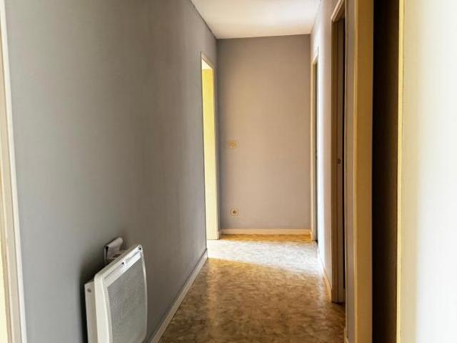 Appartement 3 pièces, 82 m² à louer à Aussillon 81200