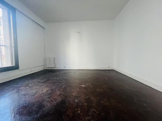 Appartement 3 pièces, 82 m² à louer à Bastia 20200