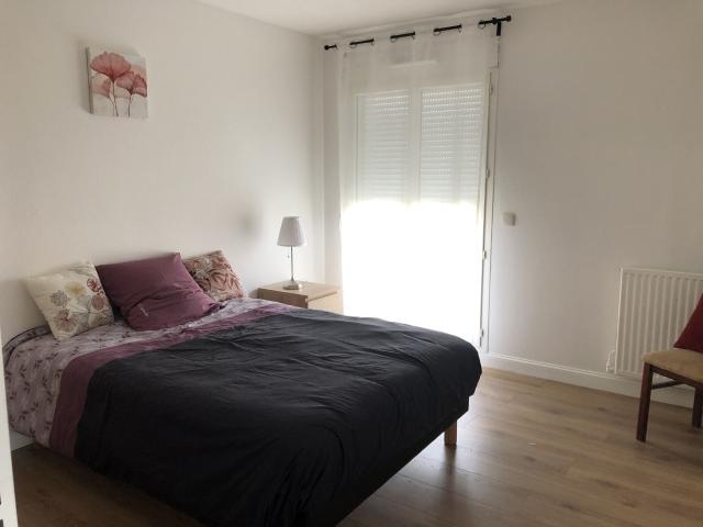 Appartement 3 pièces, 82 m² à louer à Bordeaux 33300