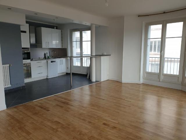 Appartement 3 pièces, 82 m² à louer à Brest 29200