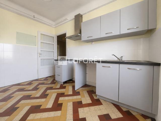 Appartement 3 pièces, 82 m² à louer à Chambéry 73000