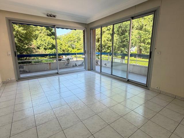 Appartement 3 pièces, 82 m² à louer à Grenoble 38000