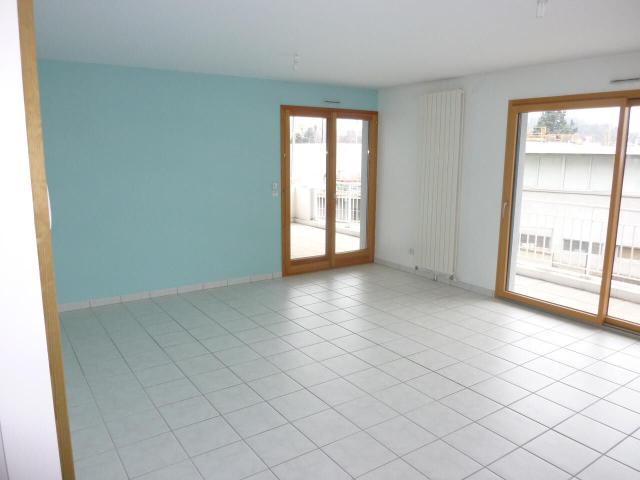 Appartement 3 pièces, 82 m² à louer à Saint Priest en Jarez 42270