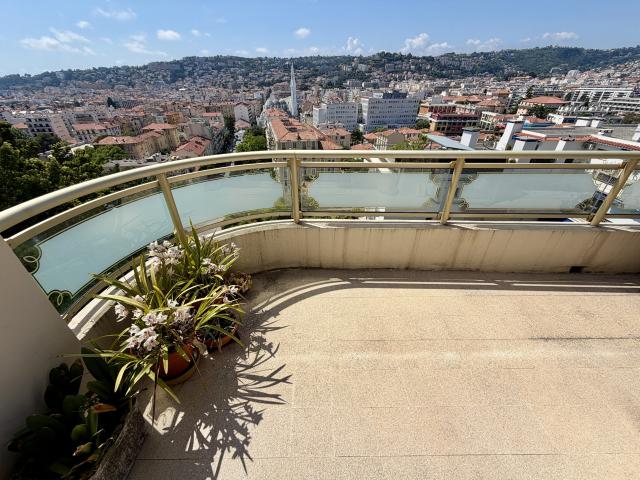 Appartement 3 pièces 82 m²