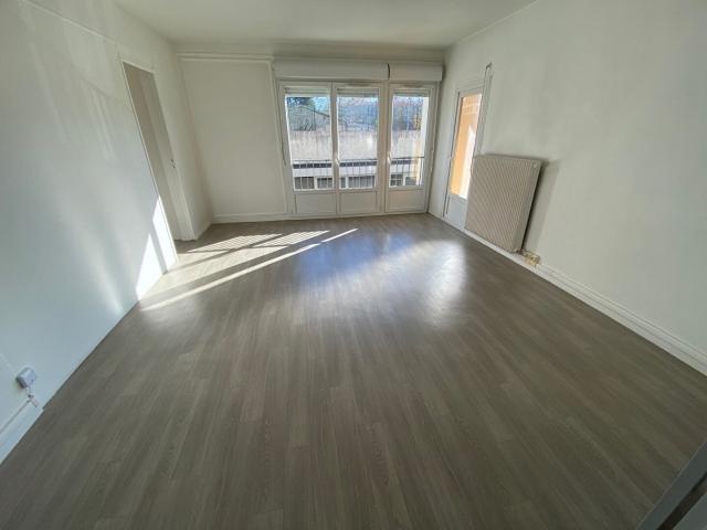 Appartement 3 pièces 82 m²