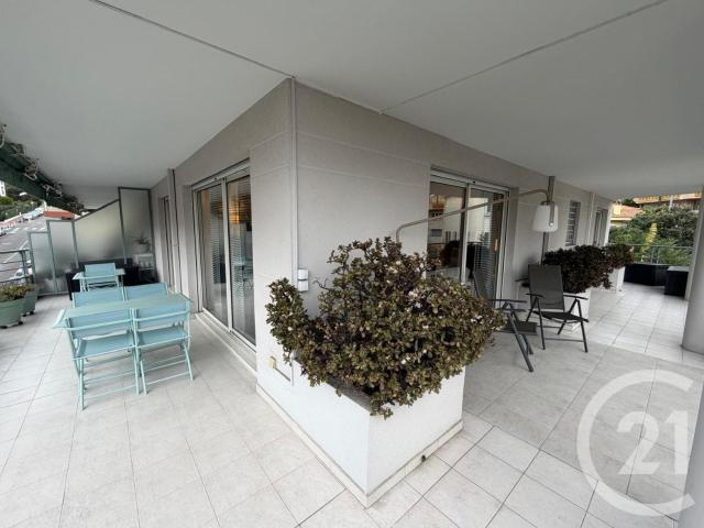 Appartement 3 pièces 82 m²
