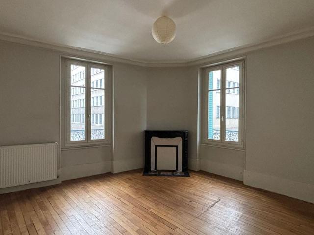 Appartement 3 pièces 82 m²