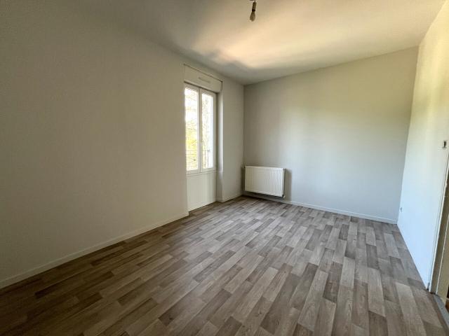 Appartement 3 pièces, 87 m² à louer à Castelmoron sur Lot 47260