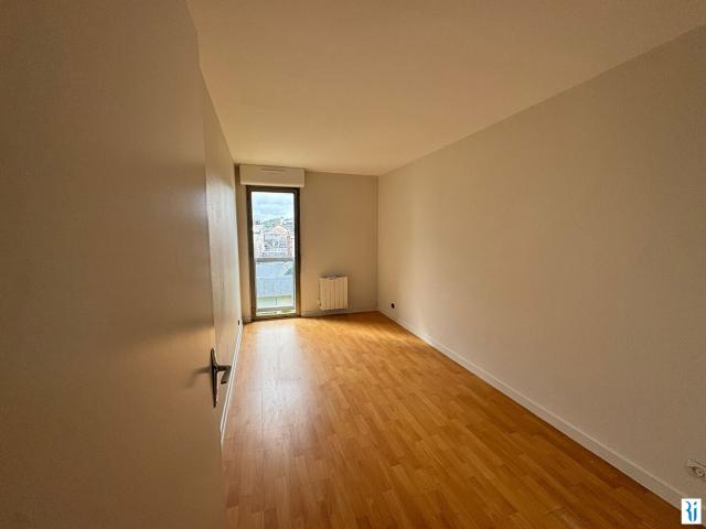 Appartement 3 pièces, 84 m² à louer à Rouen 76000