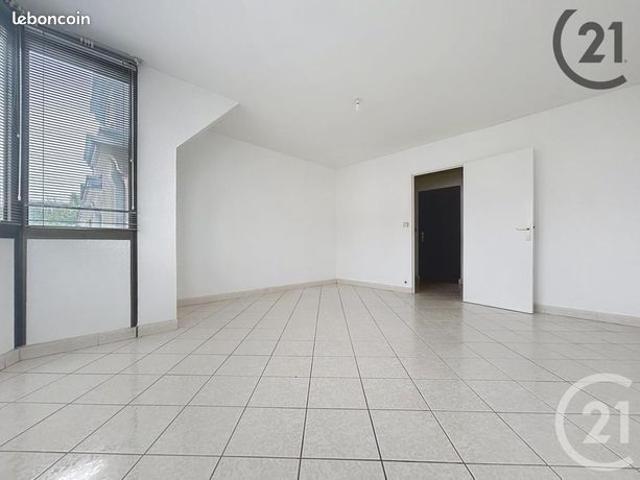 Appartement 3 pièces 84 m²