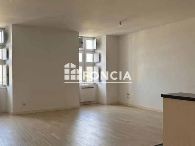 Appartement 3 pièces 84 m²