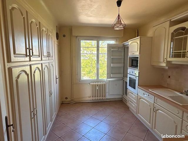 Appartement 3 pièces 84 m²